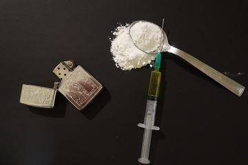 Uzbuna zbog "Niatzena" droga sto puta jača heroina: Novi smrtonosni sintetički opioid iz Kine preplavljuje Evropu