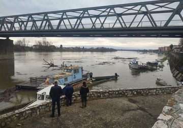 RASTU SAVA I BUJIČNE RIJEKE Civilna zaštita prati vodostaje, za sada ne očekuju izlivanja