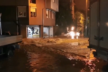 Vanredna situacija u 35 opština i gradova (VIDEO)