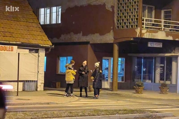 Građani Zenice izašli na ulice, uznemirio ih večerašnji zemljotres