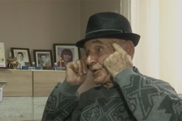 Kako je deda Rada sa osnovnom školom postao pjesnik, prevodilac, svirač i učitelj