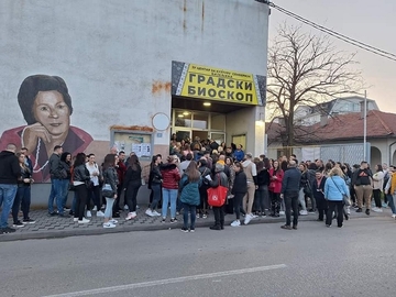 Bijeljinci ponovo u Bioskopu! S ljepšim vremenskim prilikama projekcije sele iz Centra za kulturu (FOTO)