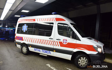 Epilog sudara u Bijeljini: Vozač lakše povrijeđen, suvozač zadržan na liječenju (FOTO) 