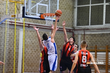 Težak poraz Sparsa u Tuzli, Radnik bolji od Čelika (FOTO) 