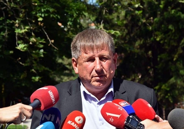 Novaković: Zločin nad Tuzlanskom kolonom bio početak egzodusa Srba iz tuzlanske regije