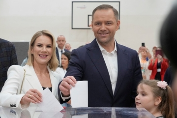 Ko je Karol Navrocki: Od huligana do predsjednika, umanjivao antifašizam u Jugoslaviji