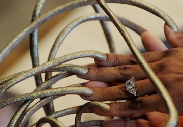 Nokte nije sjekla 25 godina, ukupna dužina 13 metara