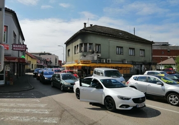 Velike gužve na graničnim prelazima: Kolone vozila na ulazu i izlazu iz BiH