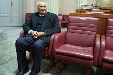 Bivši Titov i Tuđmanov saradnik u 102. godini prebolio koronu