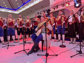 Održano prvo Hercegovačko sijelo u Bijeljini – duh Hercegovine kroz igru, pjesmu i tradiciju (FOTO)