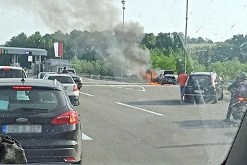 Vozilo se zapalilo kod naplatnih kućica u Laktašima
