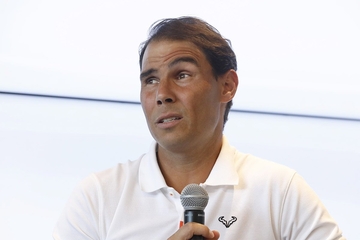 Nadal se oglasio nakon operacije