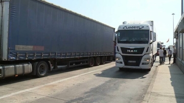 Srpske kamiondžije i dalje "zarobljene" Ukrajini