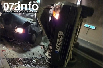 Sudar tri automobila u tunelu Vranduk, na terenu policija i Hitna pomoć