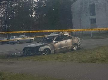 Zapaljena dva automobila u Bijeljini