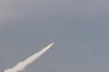 Iranski projektil pogodio bazu u Kuvajtu s italijanskim vojnicima (VIDEO)