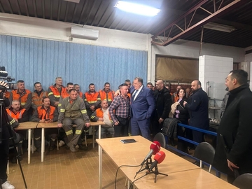 Nakon sastanka sa Dodikom PREKINUT ŠTRAJK: Radnici Nove Ljubije dobijaju 6 plata