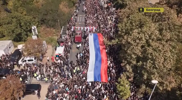 Krenula pogrebna povorka, na Topčiderskom groblju sve spremno za sahranu generala Mladića