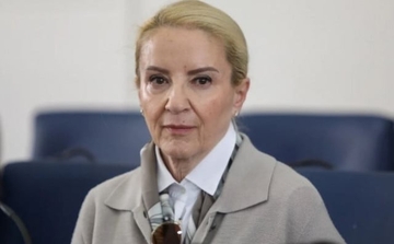 Ostaje odluka o ukidanju zvanja magistra Sebiji Izetbegović