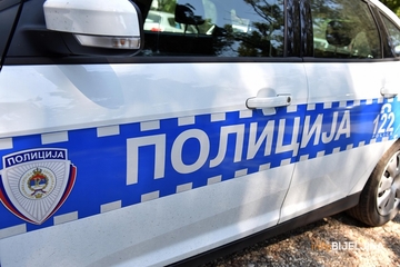 Bijeljina: Pijana osoba na parkingu oštetila tuđi automobil
