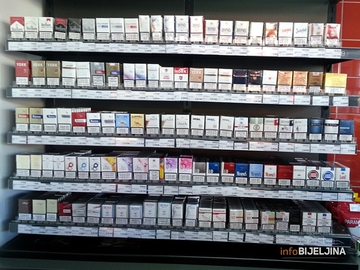 Zabrana izlaganja cigareta izazvala buru: Trgovci upozoravaju na rast crnog tržišta i pad prihoda od akciza