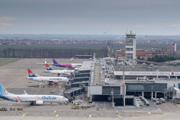 GROM UDARIO U PISTU Normalizovan saobraćaj na aerodromu "Nikola Tesla" u Beogradu