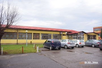 Srednjoškolci u Srpskoj od sutra u školama