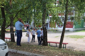 Učenici se emotivno opraštaju od ubijene profesorice Gordane Midžan