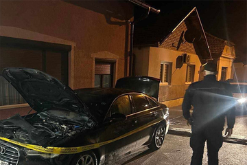 Brčko: Zapaljen skupocjeni audi (FOTO)