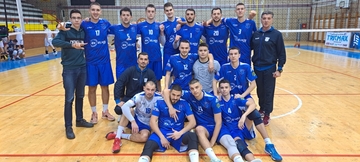 Radnik i dalje nepobjediv