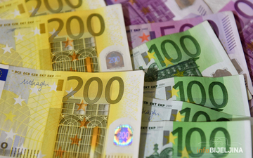 Bh. političari se prema milijardi evra ponašaju kao da smo Švajcarska