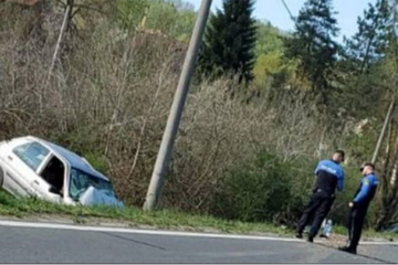 Sudar dva auta kod Tuzle, ima povrijeđenih