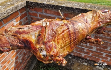 Najeo se jagnjetine u Jablanici, pa pobjegao bez plaćanja, konobar ga JURIO DO BANJALUKE