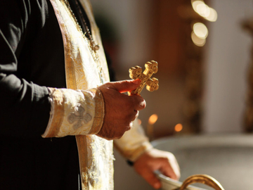 Saslušanja sveštenika zbog spomenika Pavlu Đurišiću: Eparhija optužuje policiju za teror