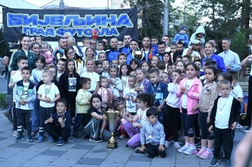 Futsaleri Radnika napravili druženje za najmlađe sugrađane