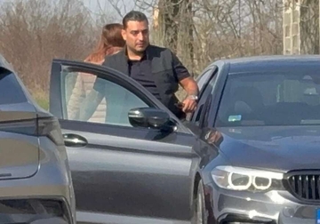 DARKO LAZIĆ OTIŠAO U BOLNICU Danas je obdukcija Dragana Lazića, pjevač organizuje sahranu rođenog brata