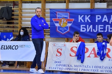  Vladimir Radovanović i KK Radnik sporazumno raskinuli saradnju