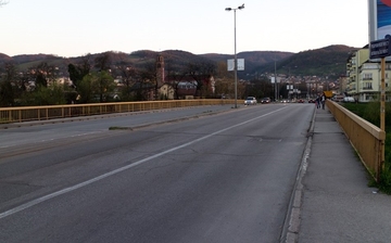 Radnik obezjeđenja spriječio ženu da skoči s mosta u Banjaluci