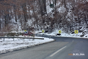 Zasnježeni kolovozi u višim predjelima