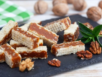 Najbolji recept za oblandu sa orasima: Ovako će biti savršeno meka i sočna