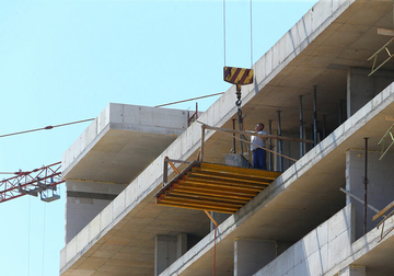 Domaći građevinci koji rade u Njemačkoj u problemu: Kriza smanjila poslove, prijeti i OTPUŠTANJE RADNIKA