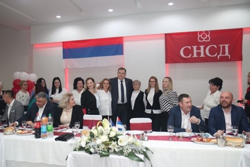 Dodik u Bijeljini na proslavi Dana žena: Ponosan sam na žensku organizaciju u partiji