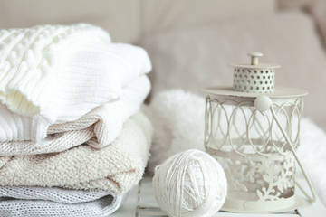 Kako da brzo i jeftino osvježite džempere bez nošenja na hemijsko