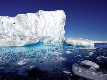 Poslednja ledena površina na Grenlandu počela da puca
