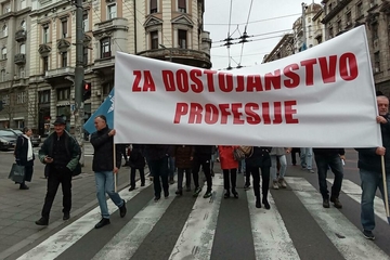 Širom Srbije održan protest prosvjetnih radnika: Nastavnici traže status službenog lica