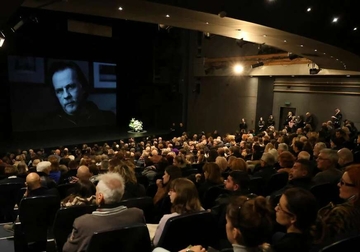 Minut ćutanja za legendarnog Lauševića, bol na licima kćerke i sina, supruga Anita u suzama