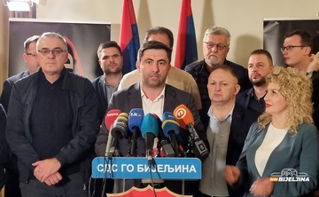 Petrović "preživio" opoziv, SDS traži raspuštanje Skupštine