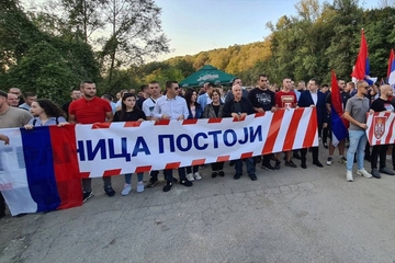 Poruke mržnje i prijetnje po život učesnicima skupa "Granica postoji"