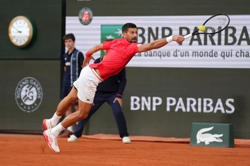 Zverev na koljenima, čudesni Đoković u 13. polufinalu RG