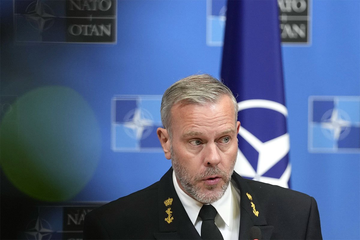 Admiral NATO: Pripremite vodu, baterijsku lampu i tranzistor